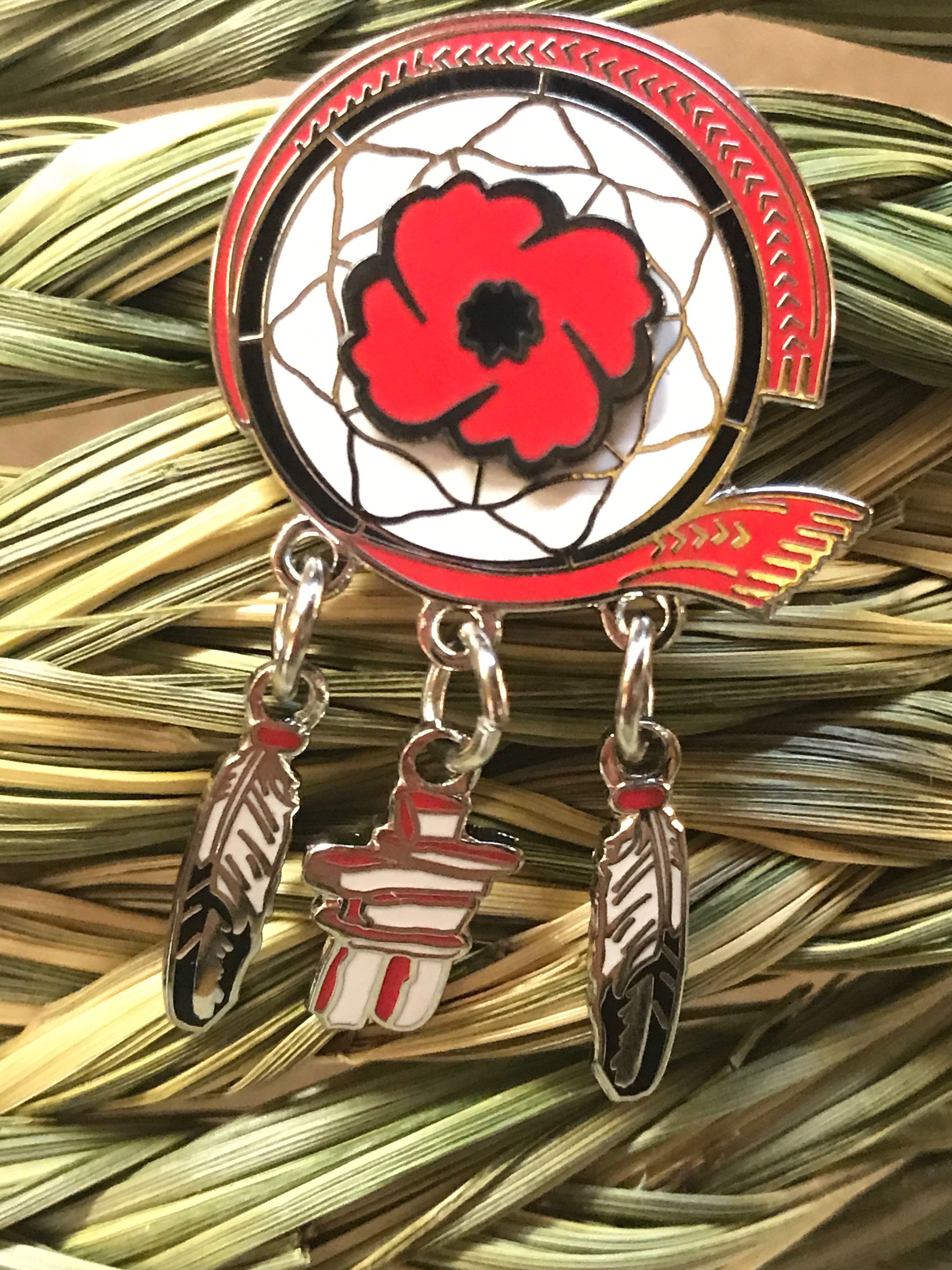 Indigenous Veterans Pin – Whetung Ojibwa Centre