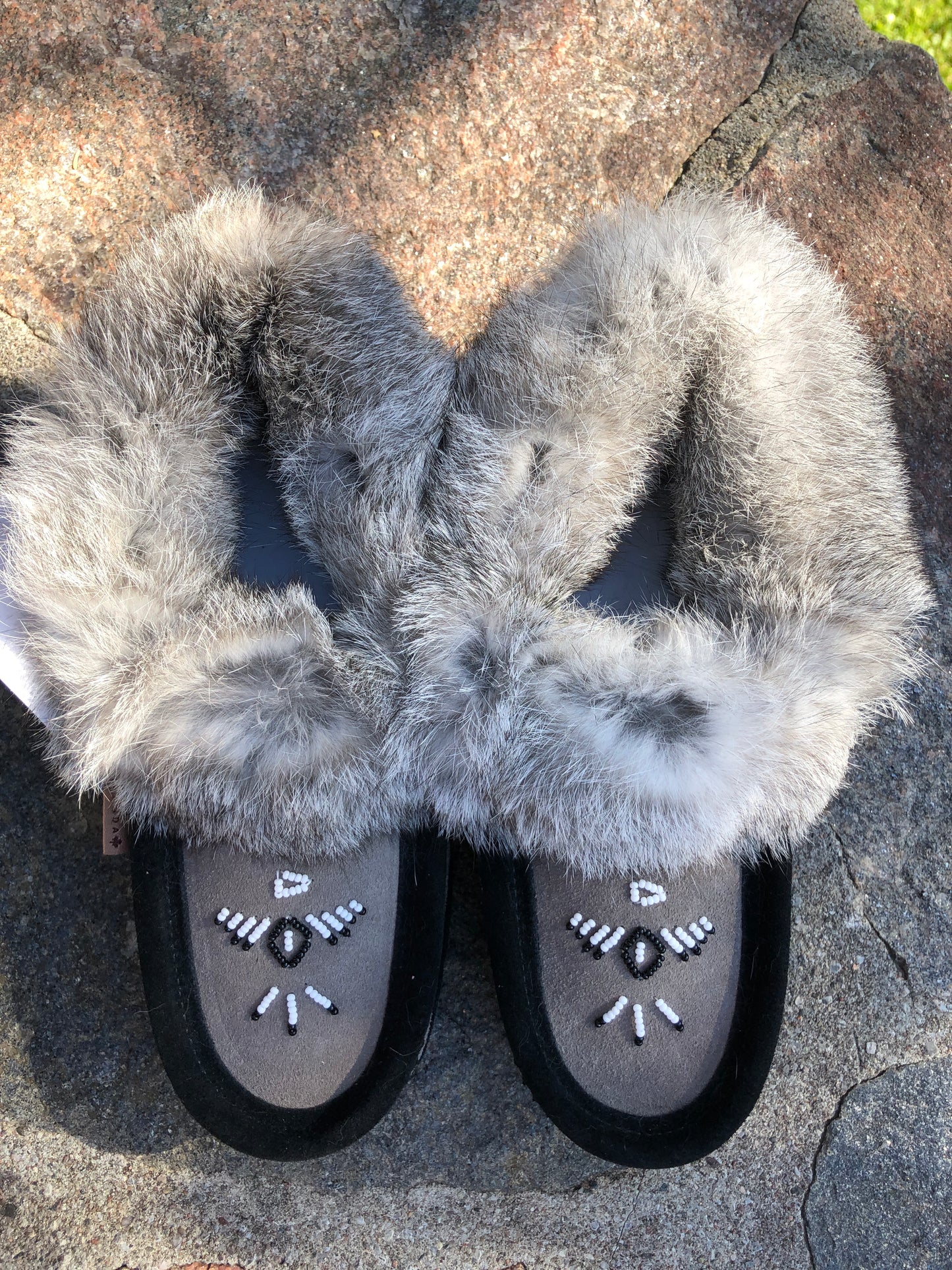 2-Tone Classic Rabbit Fur Moccasin, Grey/Black