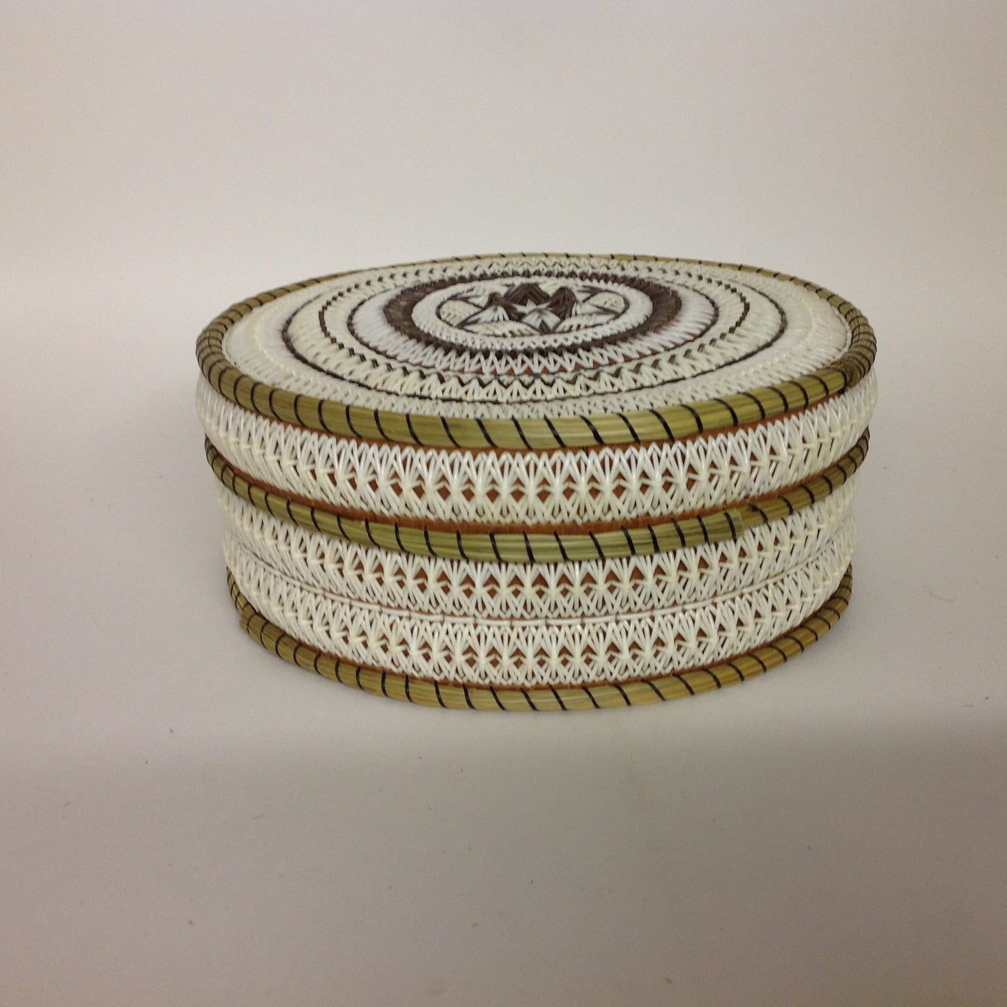 Natural Star Quill Box