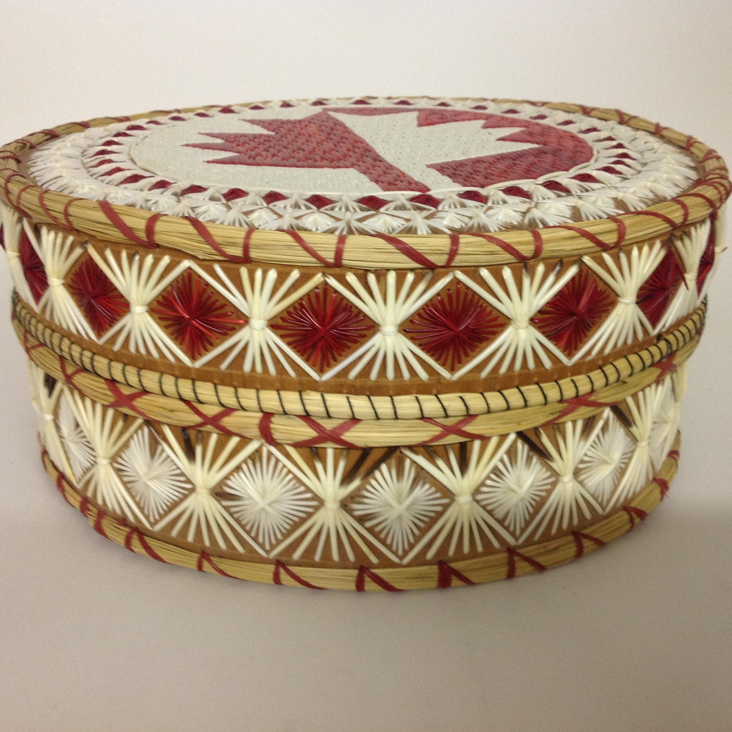 Canada! Quill Box