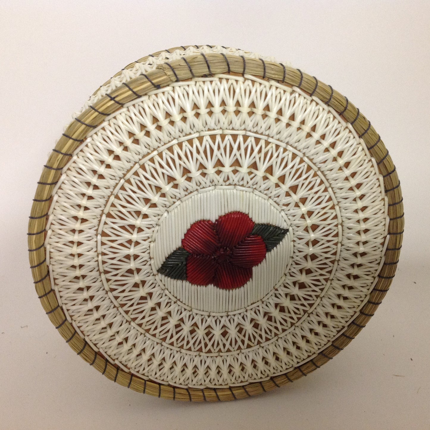 Red Flower Quill Box