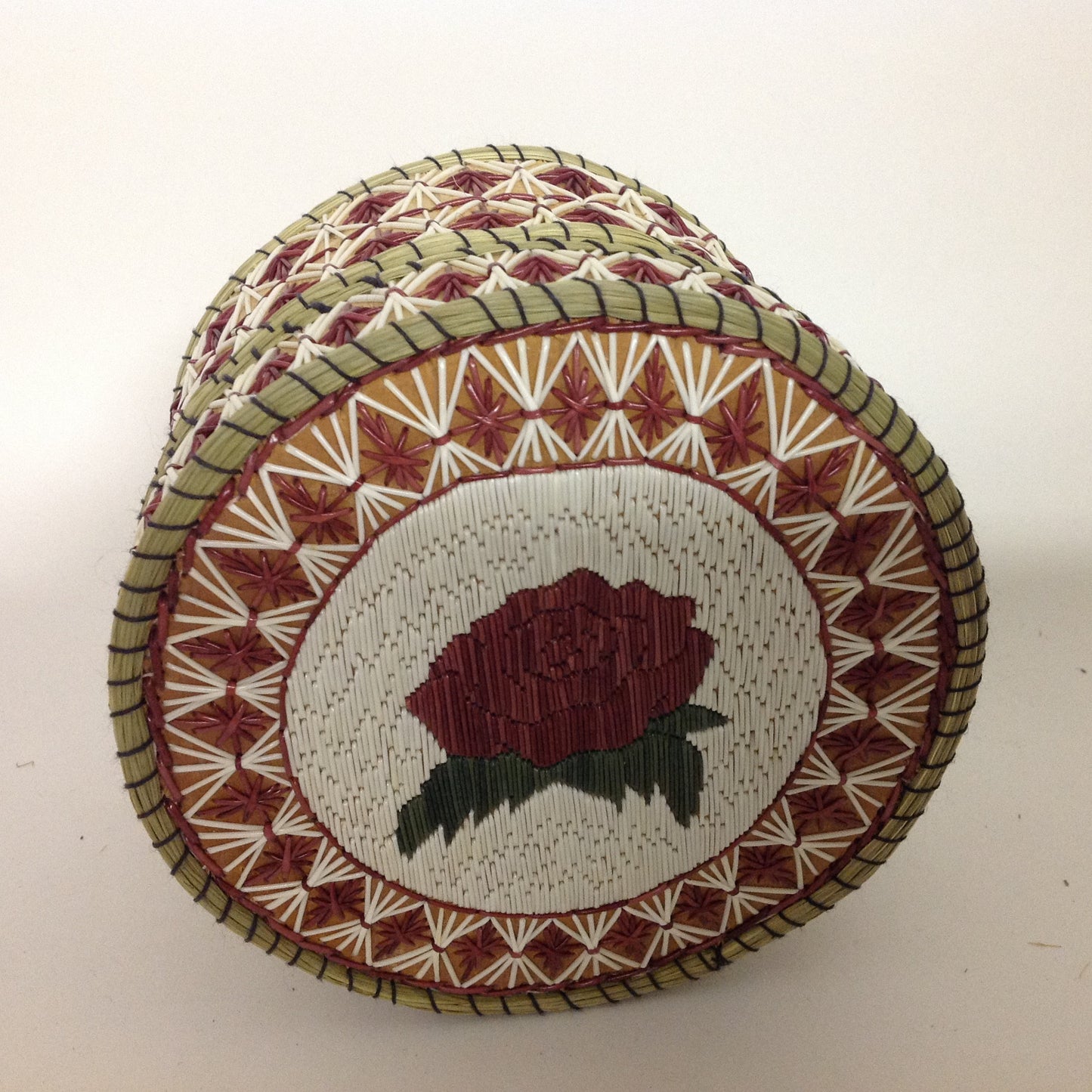 Red Flower Quill Box
