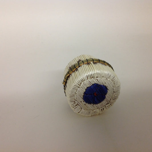 Small Blue Flower Quill Box