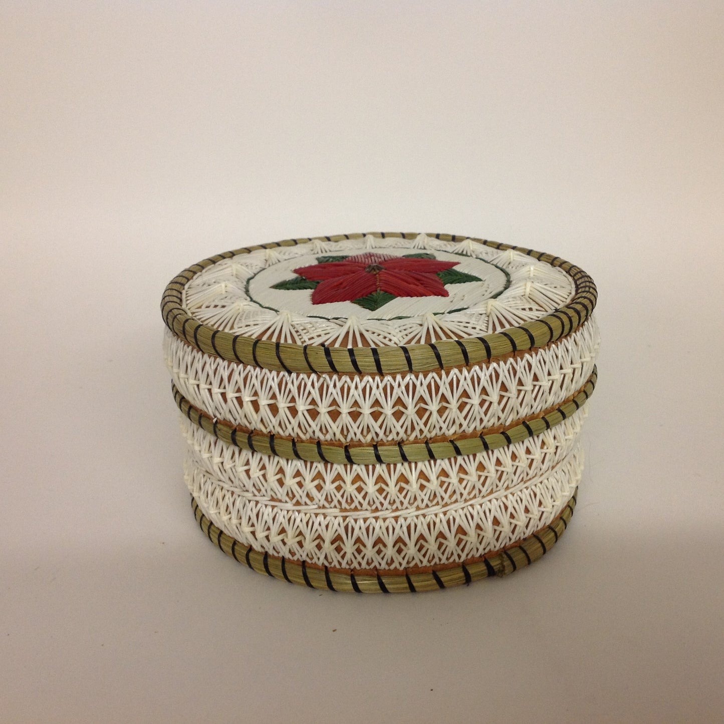 Red Flower Quill Box