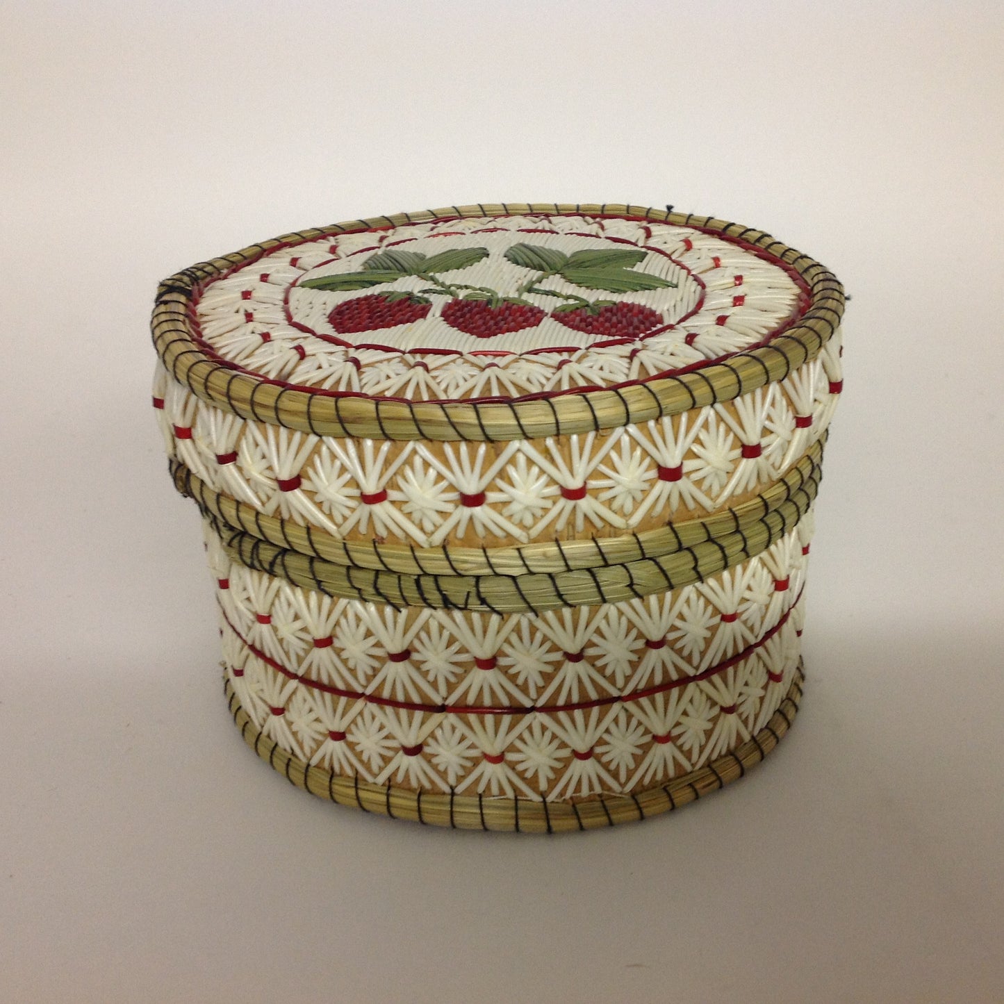 Strawberry Quill Box
