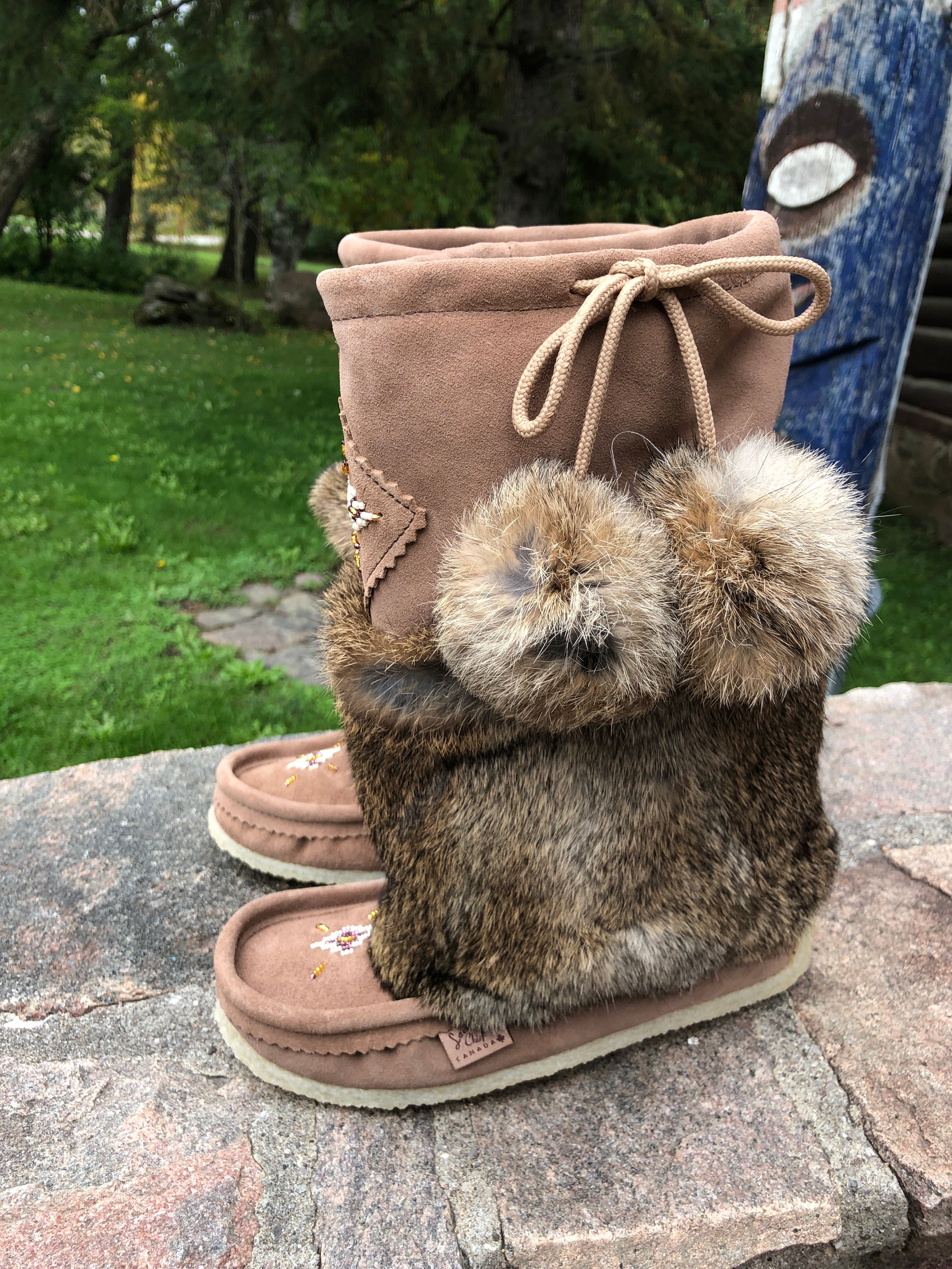 Mukluks-Tobacco – Whetung Ojibwa Centre